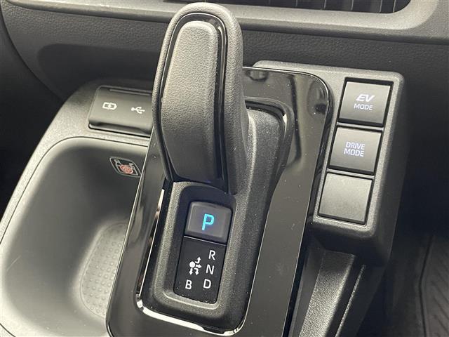 シエンタ ハイブリッドZ 純正10.5型DAナビ 全方位カメラ 禁煙車 フルセグTV ミラキャスト ドラレコ AC100V 両側パワスラ BSM セーフティセンス 衝突軽減 追従クルコン コーナーセンサー LEDライト ETC(28枚目)