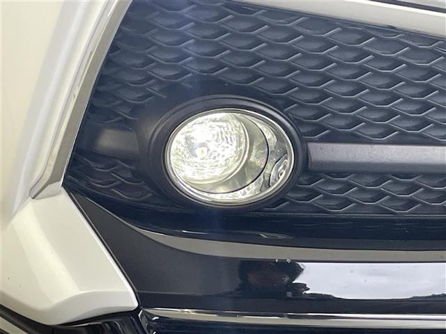 クラウンハイブリッド ＲＳアドバンス　後期型　純正１２．３型ナビ　ムーンルーフ　ＴＲＤエアロ　ＢＳＭ　ＨＵＤ　バックカメラ　黒革　シートヒーター　ハンドルヒーター　セーフティセンス　衝突軽減　追従クルコン　ＬＥＤライト　前後ドラレコ　禁煙（34枚目）