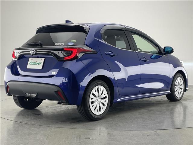 ヤリス ハイブリッドＺ　純正８型ＤＡ　ナビ　シートヒーター　禁煙車　バックカメラ　スマホ連動　前後ドラレコ　ＥＴＣ　セーフティセンス　衝突軽減　追従クルコン　車線逸脱　ＬＥＤオートライト　コーナーセンサー　純正フロアマット（43枚目）