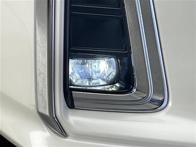 アルファード ２．５Ｓ　Ｃパッケージ　メーカーナビ　リアエンターテイメント　Ｗムーンルーフ　全方位カメラ　デジタルインナーミラー　ＪＢＬ　ＢＳＭ　両側パワスラ　電動リアゲート　シートヒータ　衝突軽減　追従クルコン　フルセグ　ＨＤＭＩ　禁煙（34枚目）