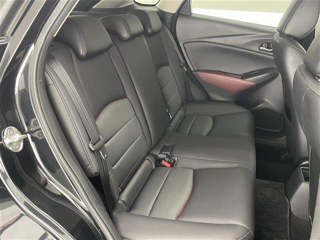 ＣＸ－３ ＸＤ　ツーリング　Ｌパッケージ　純正ナビ　バックカメラ　ＢＳＭ　禁煙車　フルセグＴＶ　ＤＶＤ　セーフティクルーズパッケージ　衝突軽減　追従クルコン　車線逸脱　ＨＵＤ　マツダスピードスポイラー　ＥＴＣ　ＬＥＤオートライト　ハーフレザー（21枚目）