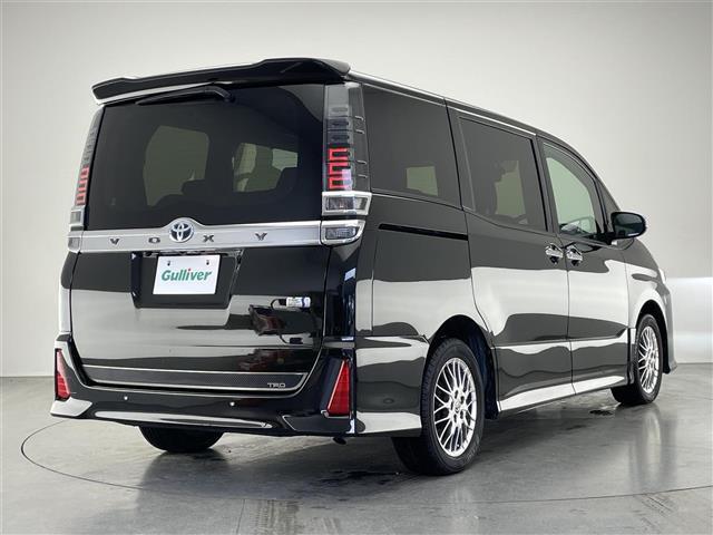 ヴォクシー ハイブリッドＺＳ　煌ＩＩＩ　純正９型ナビ　シートヒーター　禁煙車　バックカメラ　前後ドラレコ　両側パワスラ　ＥＴＣ　ハーフレザー　セーフティセンス　衝突軽減　クルコン　ＬＥＤオートライト　コーナーセンサー　シートカバー　フォグ（40枚目）