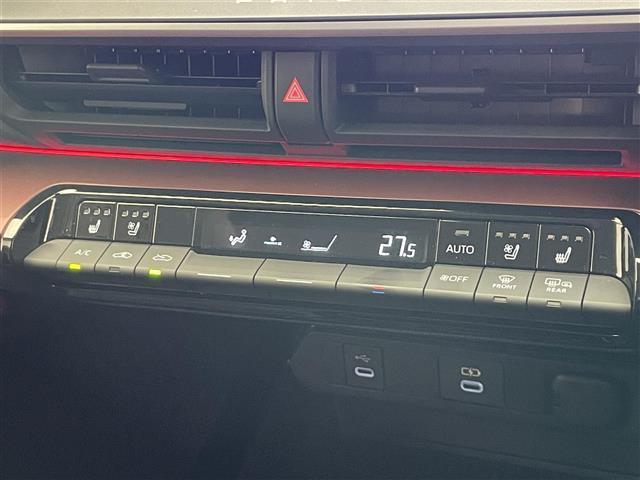 プリウス Ｚ　純正１２．３型ＤＡ　ムーンルーフ　デジタルインナーミラー　トヨタチームメイト　アドバンスドパーク　ワイヤレス充電　フルセグ　ＨＤＭＩ　全方位カメラ　ＡＣ１００Ｖ　衝突軽減　追従クルコン　温シート　禁煙（10枚目）