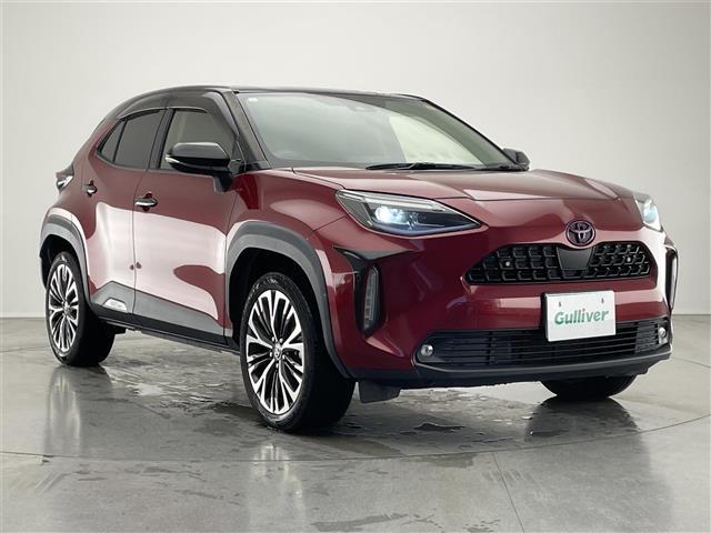 ヤリスクロス Ｚ　純正８型ＤＡナビ　バックカメラ　シートヒーター　ＢＳＭ　追従クルコン　ドラレコ　ＥＴＣ　セーフティセンス　ＵＳＢ接続　衝突軽減　車線逸脱　ＬＥＤライト　茶ハーフレザー　純正フロアマット　電動パーキング（41枚目）