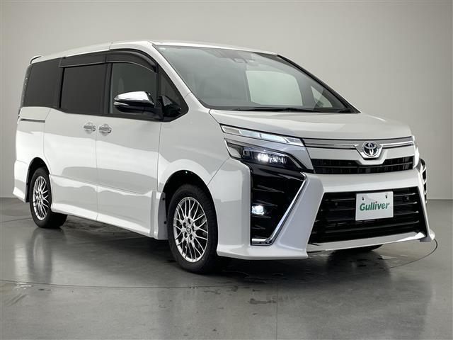 ヴォクシー ハイブリッドＺＳ　煌ＩＩＩ　アルパイン９型ナビ　１０．１型後席モニター　フルセグＴＶ　ＨＤＭＩ　ＤＶＤ　ハーフレザー　シートヒーター　両側パワスラ　バックカメラ　ドラレコ　衝突軽減　車線逸脱　クルコン　ＬＥＤオートライト　ＥＴＣ（42枚目）