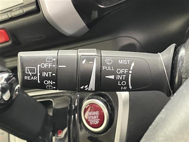 Ｎ－ＢＯＸカスタム Ｇ　ターボＳＳブラックスタイルパッケージ　純正ナビ　純正後席モニター　バックカメラ　ＥＴＣ　禁煙車　フルセグＴＶ　あんしんパッケージ　衝突軽減　シートヒーター　ハーフレザー　両側パワスラ　前後ドラレコ　パドルシフト　ＨＩＤオートライト　フォグ（32枚目）