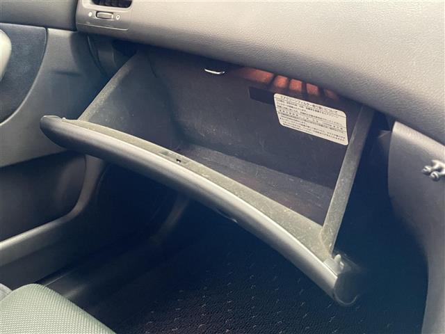 アコード ユーロR 純正オーディオ CD MT車 禁煙 レカロ専用シート 純正17インチアルミ HIDヘッドライト フォグランプ オートエアコン 電格ミラー 純正フロアマット ドアバイザー MOMOハンドル ワンオーナー(13枚目)