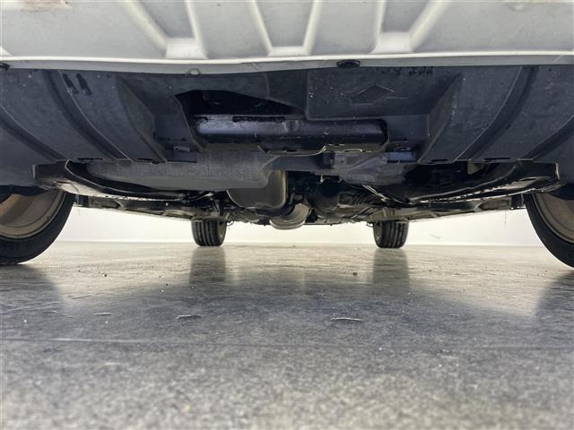 アコード ユーロR 純正オーディオ CD MT車 禁煙 レカロ専用シート 純正17インチアルミ HIDヘッドライト フォグランプ オートエアコン 電格ミラー 純正フロアマット ドアバイザー MOMOハンドル ワンオーナー(23枚目)