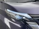 【LEDヘッドライト】長寿命かつ視認性に優れたLEDヘッドライト。明るいLEDは暗い夜道でも安心です。ヘッドライトの劣化を防ぐコーティングの施工も承りますので、担当スタッフにお気軽にお申し付け下さい。