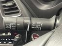 ハイブリッドＺ・ホンダセンシング　純正ナビ　追従クルコン　ＨＤＭＩ　禁煙　ＴＶ　ＣＤ再生　ホンダセンシング　バックカメラ　黒ハーフレザー　衝突軽減　ＥＴＣ　パドルシフト　シートヒーター　車線逸脱　ＬＥＤライト　フォグ　純正フロアマット（28枚目）