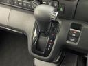 ターボ 純正8型ナビ バックカメラ シートヒーター 両側パワスラ フルセグTV ハーフレザー ホンダセンシング 衝突軽減 追従クルコン ハンドル支援 パドルシフト 電動パーキング LEDオートライト 禁煙車(28枚目)