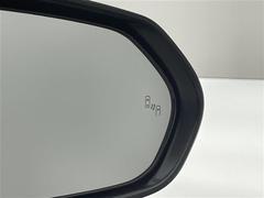 ڣ£ӣ͡ʥ֥饤ɥݥåȥ˥ˡټ¦Ӹ᤹ܶξΤȡΤ¦Υɥߥ顼ξ֤ǥ󥫡Фȡ󥸥Ǥȷ󲻤Ƿٹ𤷤ޤ 6