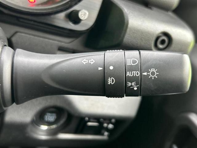 ジムニー ４ＷＤ　ＸＣ　新品タイヤ／保証書／ディスプレイオーディオ／セーフティサポート（スズキ）／シートヒーター　前席／車線逸脱防止支援システム／ドライブレコーダー　社外／ヘッドランプ　ＬＥＤ／Ｂｌｕｅｔｏｏｔｈ接続　禁煙車（12枚目）