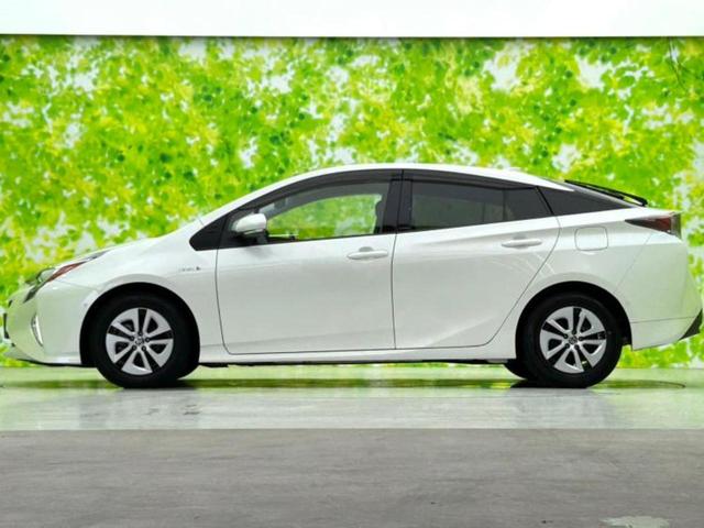 プリウス Ｓセーフティプラス　純正　９インチ　ＳＤナビ／衝突安全装置／車線逸脱防止支援システム／パーキングアシスト　バックガイド／パーキングアシスト　自動操舵／ドライブレコーダー　前後／ヘッドランプ　ＬＥＤ　衝突被害軽減システム（2枚目）