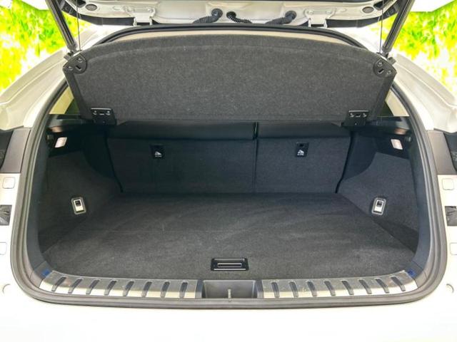 ＮＸ ＮＸ３００Ｉパッケージ　新品タイヤ／保証書／純正　ＳＤナビ／衝突安全装置／シートヒーター／車線逸脱防止支援システム／シート　合皮／パーキングアシスト　バックガイド／電動バックドア／ヘッドランプ　ＬＥＤ　衝突被害軽減システム（8枚目）