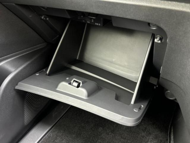 セレナ ハイウェイスターＶ　Ｖセレクション　純正　９インチ　メモリーナビ／フリップダウンモニター　純正　１１インチ／インテリジェントルームミラー／エマージェンシーブレーキ／ハンズフリー両側電動スライドドア／アラウンドビューモニター　全周囲カメラ（34枚目）