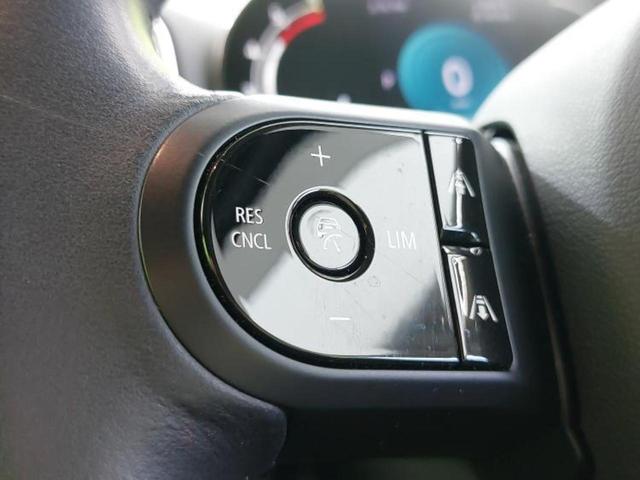 ＭＩＮＩ クーパーＤクロスオーバー　保証書／純正　８．８インチ　メモリーナビ／衝突安全装置／シート　ハーフレザー／電動バックドア／ヘッドランプ　ＬＥＤ／Ｂｌｕｅｔｏｏｔｈ接続／ＥＴＣ／ＥＢＤ付ＡＢＳ／横滑り防止装置　衝突被害軽減システム（24枚目）