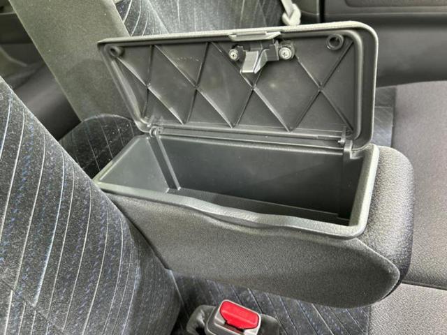 タント カスタムＸ　新品タイヤ／保証書／純正　ＳＤナビ／電動スライドドア／ヘッドランプ　ＨＩＤ／Ｂｌｕｅｔｏｏｔｈ接続／ＥＴＣ／ＥＢＤ付ＡＢＳ／アイドリングストップ／バックモニター／フルセグＴＶ／禁煙車　バックカメラ（31枚目）