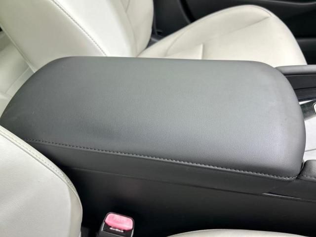 ＭＡＺＤＡ３セダン ４ＷＤ　ＸＤ　Ｌパッケージ　新品タイヤ／ＢＯＳＥ／保証書／純正　８．８インチ　メモリーナビ／衝突安全装置／シートヒーター　前席／車線逸脱防止支援システム／シート　合皮／パーキングアシスト　バックガイド　ターボ　バックカメラ（31枚目）
