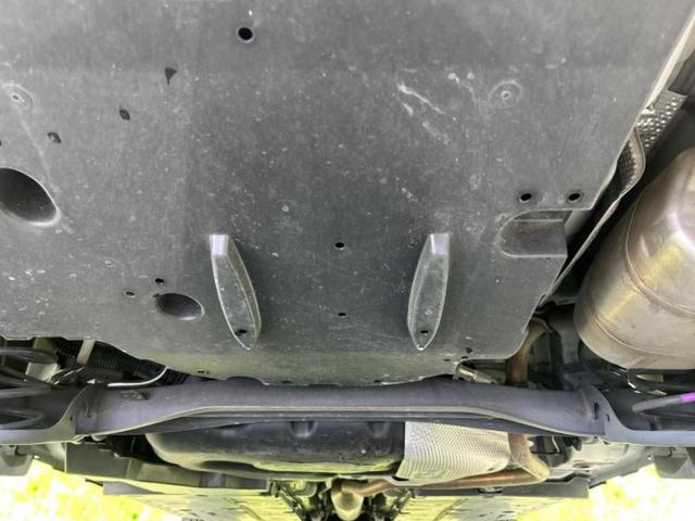 ヤリスクロス ハイブリッドＺ　保証書／ディスプレイオーディオ＋ナビ８インチ／衝突安全装置／シートヒーター／全方位モニター／車線逸脱防止支援システム／シート　ハーフレザー／ドライブレコーダー　社外／ヘッドランプ　ＬＥＤ　全周囲カメラ（44枚目）