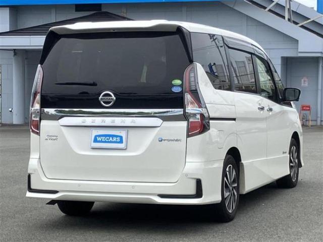 セレナ ｅパワーハイウェイスターＶ　保証書／純正　１０インチ　ＳＤナビ／衝突安全装置／両側電動スライドドア／シートヒーター　前席／アラウンドビューモニター／車線逸脱防止支援システム／パーキングアシスト　バックガイド　衝突被害軽減システム（3枚目）