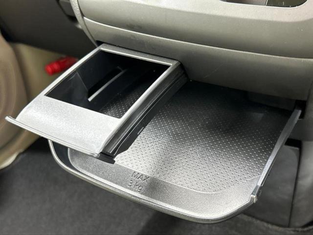 デイズ Ｓ　新品タイヤ／保証書／エマージェンシーブレーキ／車線逸脱防止支援システム／ヘッドランプ　ＨＩＤ／ＵＳＢジャック／横滑り防止装置／アイドリングストップ／禁煙車／エアバッグ　運転席／エアバッグ　助手席（32枚目）