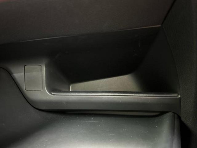 C-HR S LEDパッケージ 保証書/純正 SDナビ/衝突安全装置/車線逸脱防止支援システム/パーキングアシスト バックガイド/ドライブレコーダー 社外/ヘッドランプ LED/Bluetooth接続/ETC 衝突被害軽減システム(35枚目)