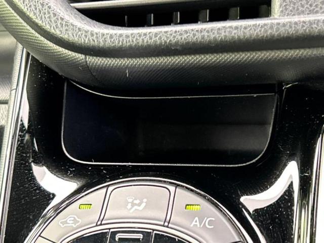 ノア Siダブルバイビー2 新品タイヤ/純正 9インチ SDナビ/フリップダウンモニター 純正 12.8インチ/衝突安全装置/両側電動スライドドア/車線逸脱防止支援システム/シート ハーフレザー/ヘッドランプ LED DVD再生(41枚目)