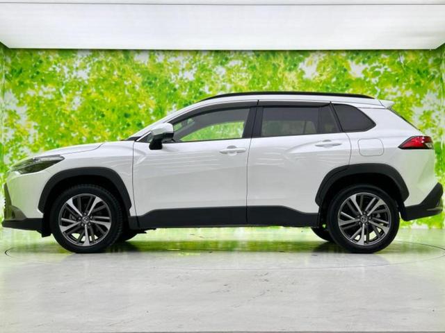 カローラクロス Z 新品タイヤ/パノラマルーフ/ディスプレイオーディオ/衝突安全装置/シートヒーター 前席/パノラミックビューモニター/車線逸脱防止支援システム/シート ハーフレザー/電動バックドア サンルーフ 禁煙車(2枚目)