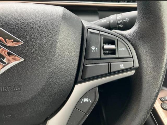 ワゴンRカスタムZ ハイブリッドZX 新品タイヤ/保証書/ディスプレイオーディオ/セーフティサポート(スズキ)/シートヒーター/全方位モニター用カメラ/車線逸脱防止支援システム/ヘッドランプ LED/USBジャック 衝突被害軽減システム(10枚目)