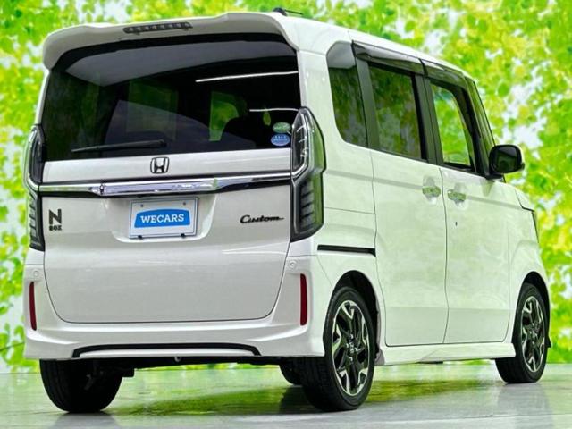 N-BOXカスタム G・Lターボホンダセンシング 新品タイヤ/保証書/純正 SDナビ/衝突安全装置/両側電動スライドドア/車線逸脱防止支援システム/ヘッドランプ LED/Bluetooth接続/ETC/EBD付ABS/横滑り防止装置 バックカメラ(3枚目)