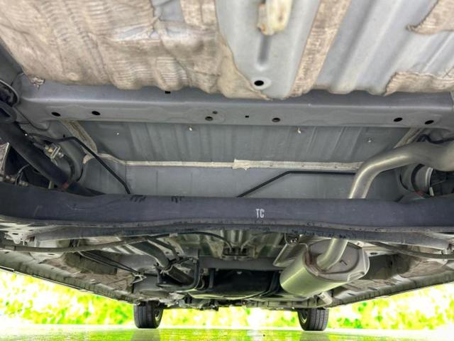 N-BOXカスタム G・Lターボホンダセンシング 新品タイヤ/保証書/純正 SDナビ/衝突安全装置/両側電動スライドドア/車線逸脱防止支援システム/ヘッドランプ LED/Bluetooth接続/ETC/EBD付ABS/横滑り防止装置 バックカメラ(45枚目)