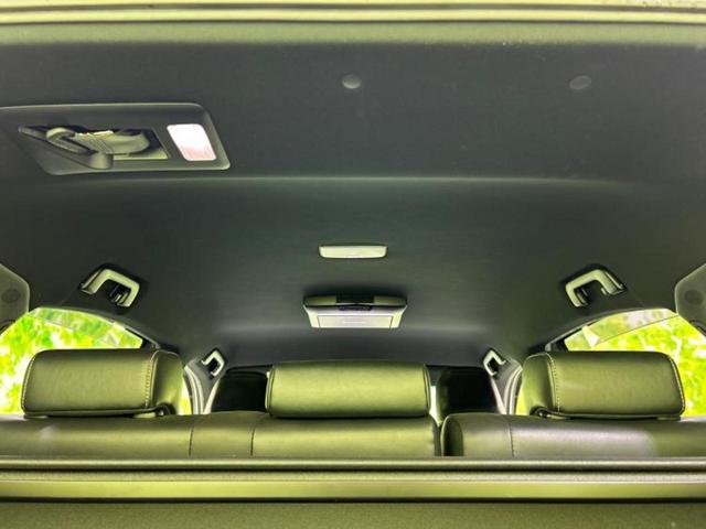 ハリアーハイブリッド ４ＷＤプレミアム　新品タイヤ／純正エアロ／保証書／社外　１０インチ　ＳＤナビ／フリップダウンモニター／トヨタセーフティセンス／車線逸脱防止支援システム／シート　ハーフレザー／電動バックドア／ヘッドランプ　ＬＥＤ　４ＷＤ（39枚目）