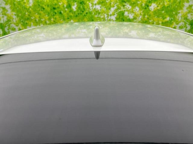 ハリアーハイブリッド ４ＷＤプレミアム　新品タイヤ／純正エアロ／保証書／社外　１０インチ　ＳＤナビ／フリップダウンモニター／トヨタセーフティセンス／車線逸脱防止支援システム／シート　ハーフレザー／電動バックドア／ヘッドランプ　ＬＥＤ　４ＷＤ（47枚目）