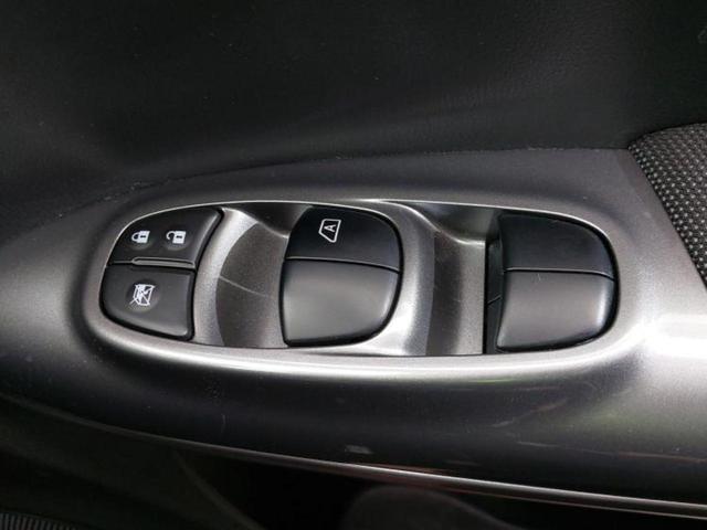 ジューク 15RX Vセレクション 保証書/純正 SDナビ/衝突安全装置/車線逸脱防止支援システム/ヘッドランプ HID/Bluetooth接続/ETC/EBD付ABS/横滑り防止装置/アイドリングストップ/バックモニター バックカメラ(27枚目)