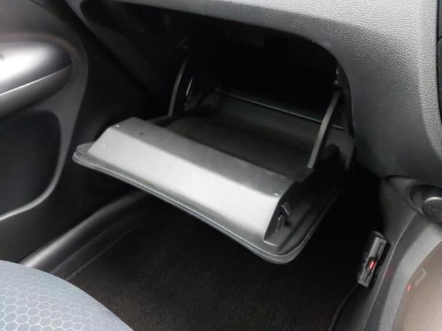 ジューク 15RX Vセレクション 保証書/純正 SDナビ/衝突安全装置/車線逸脱防止支援システム/ヘッドランプ HID/Bluetooth接続/ETC/EBD付ABS/横滑り防止装置/アイドリングストップ/バックモニター バックカメラ(30枚目)