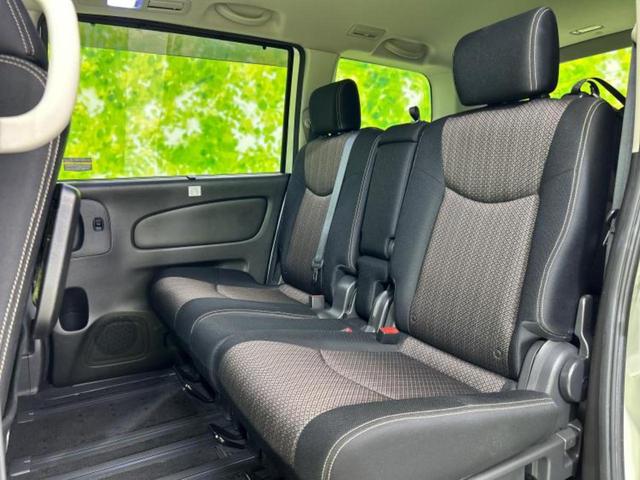 セレナ ハイウェイスターＶセレクションプラスセーフティ２ＨＶ　保証書／純正　８インチ　ＳＤナビ／エマージェンシーブレーキ／両側電動スライドドア／全方位モニター／車線逸脱防止支援システム／ＵＳＢジャック／Ｂｌｕｅｔｏｏｔｈ接続／ＥＴＣ／ＥＢＤ付ＡＢＳ　全周囲カメラ（8枚目）