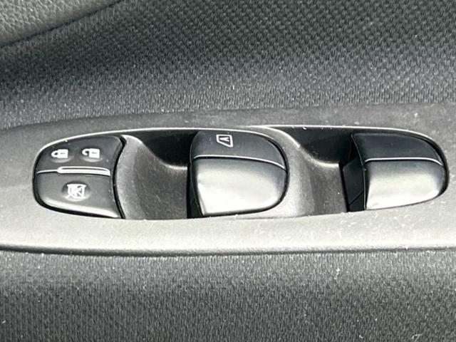 セレナ ハイウェイスターＶセレクションプラスセーフティ２ＨＶ　保証書／純正　８インチ　ＳＤナビ／エマージェンシーブレーキ／両側電動スライドドア／全方位モニター／車線逸脱防止支援システム／ＵＳＢジャック／Ｂｌｕｅｔｏｏｔｈ接続／ＥＴＣ／ＥＢＤ付ＡＢＳ　全周囲カメラ（32枚目）