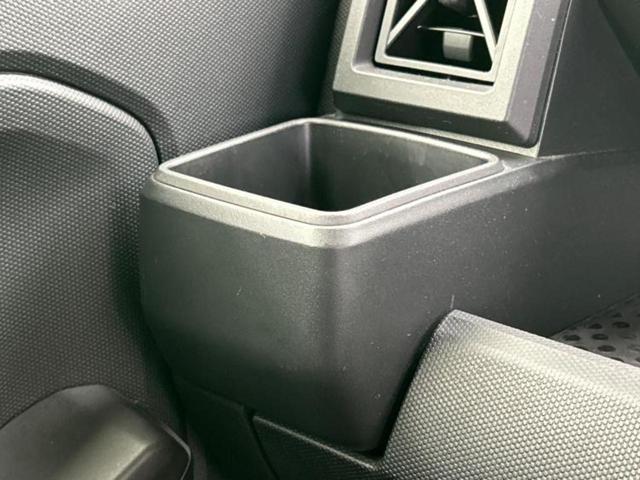 タフト X 新品タイヤ/ガラスルーフ/保証書/社外 SDナビ/衝突安全装置/車線逸脱防止支援システム/ドライブレコーダー 社外/ヘッドランプ LED/USBジャック/ETC/EBD付ABS/横滑り防止装置 記録簿(32枚目)