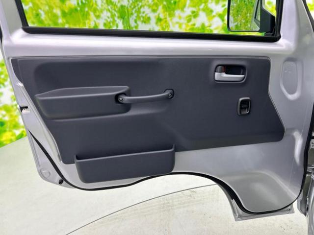 キャリイトラック 4WDノウハンスペシャル 新品タイヤ/純正 SDナビ/セーフティサポート(スズキ)/車線逸脱防止支援システム/Bluetooth接続/EBD付ABS/横滑り防止装置/アイドリングストップ/フルセグTV/DVD/禁煙車 4WD(8枚目)