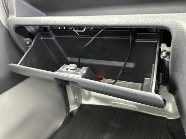 キャリイトラック 4WDノウハンスペシャル 新品タイヤ/純正 SDナビ/セーフティサポート(スズキ)/車線逸脱防止支援システム/Bluetooth接続/EBD付ABS/横滑り防止装置/アイドリングストップ/フルセグTV/DVD/禁煙車 4WD(20枚目)