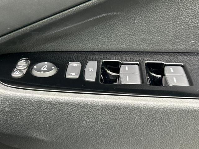 ヴェゼル ｅＨＥＶ　Ｚ　保証書／純正　９インチ　ナビ／衝突安全装置／シートヒーター／車線逸脱防止支援システム／シート　ハーフレザー／電動バックドア／ヘッドランプ　ＬＥＤ／ＥＴＣ／ＥＢＤ付ＡＢＳ／横滑り防止装置　レーンアシスト（28枚目）