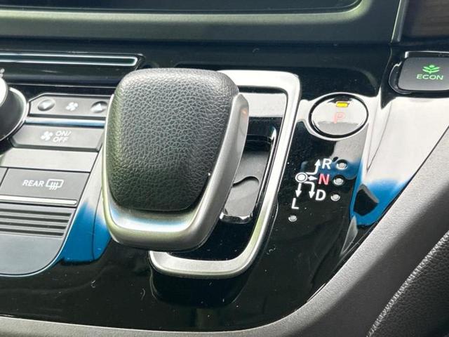 フリードハイブリッド ハイブリッドGホンダセンシング 保証書/社外 SDナビ/ホンダセンシング/両側電動スライドドア/車線逸脱防止支援システム/パーキングアシスト バックガイド/ドライブレコーダー 社外/ヘッドランプ LED/USBジャック バックカメラ(17枚目)