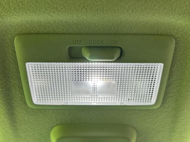 ＷＥＣＡＲＳの展示場では実際に見て、触ってお車をお選びいただけます！知識の豊富な営業スタッフが様々なカーライフをご提案いたします！