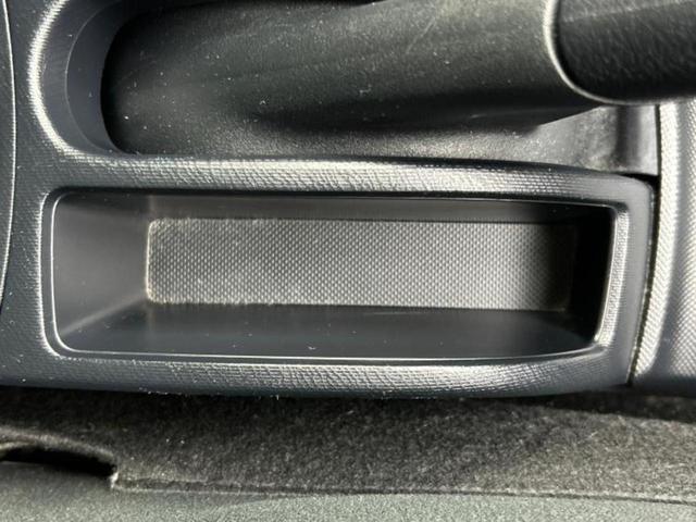 アクア Ｓスタイルブラック　新品タイヤ／保証書／純正　ＳＤナビ／衝突安全装置／車線逸脱防止支援システム／Ｂｌｕｅｔｏｏｔｈ接続／ＥＴＣ／ＥＢＤ付ＡＢＳ／横滑り防止装置／アイドリングストップ／バックモニター／フルセグＴＶ／ＤＶＤ（35枚目）