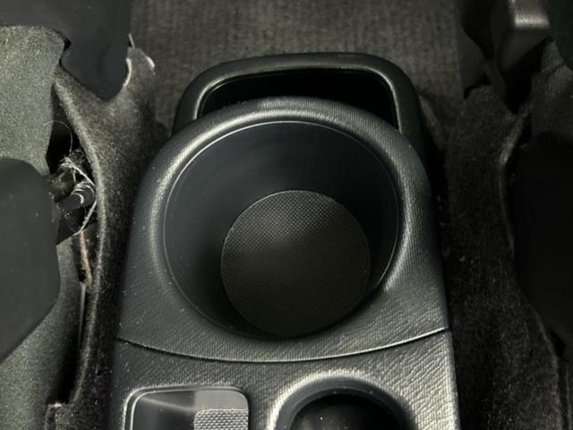 アクア Ｓスタイルブラック　新品タイヤ／保証書／純正　ＳＤナビ／衝突安全装置／車線逸脱防止支援システム／Ｂｌｕｅｔｏｏｔｈ接続／ＥＴＣ／ＥＢＤ付ＡＢＳ／横滑り防止装置／アイドリングストップ／バックモニター／フルセグＴＶ／ＤＶＤ（36枚目）