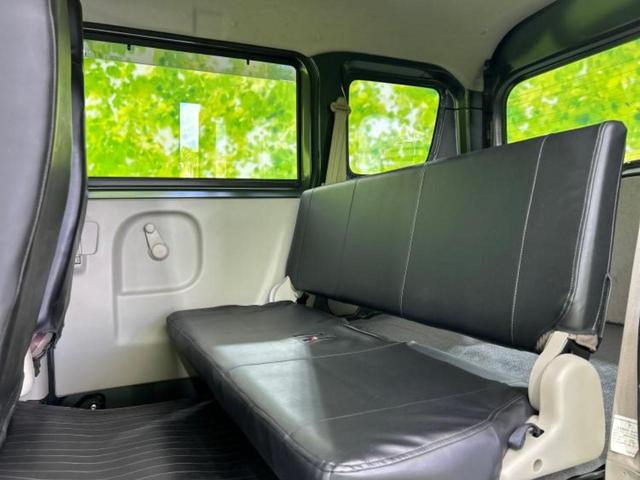 エブリイ ＰＣ　新品タイヤ／保証書／セーフティサポート（スズキ）／エアバッグ　運転席／エアバッグ　助手席／衝突安全ボディ／パワーウインドウ／キーレスエントリー／パワーステアリング／オートライト／マニュアルエアコン（7枚目）