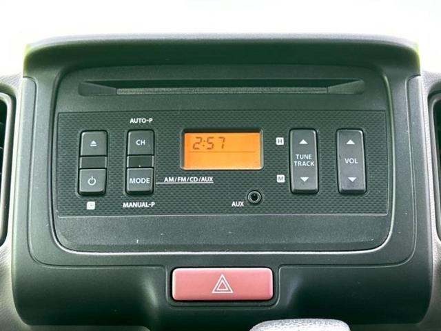 エブリイ ＰＣ　新品タイヤ／保証書／セーフティサポート（スズキ）／エアバッグ　運転席／エアバッグ　助手席／衝突安全ボディ／パワーウインドウ／キーレスエントリー／パワーステアリング／オートライト／マニュアルエアコン（9枚目）