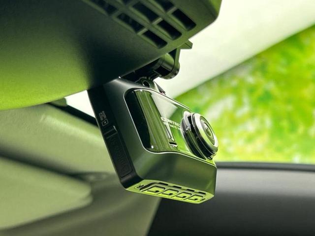 ヴォクシー ハイブリッドＺＳキラメキ２　新品タイヤ／保証書／社外　１０インチ　ＳＤナビ／フリップダウンモニター　社外　１２．８インチ／衝突安全装置／両側電動スライドドア／車線逸脱防止支援システム　衝突被害軽減システム　バックカメラ　禁煙車（44枚目）