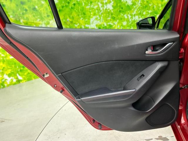 アクセラスポーツ ＸＤ　サンルーフ／ＢＯＳＥ／純正　ＳＤナビ／衝突安全装置／シートヒーター／車線逸脱防止支援システム／シート　ハーフレザー／パーキングアシスト　バックガイド／ドライブレコーダー　前後　衝突被害軽減システム（22枚目）